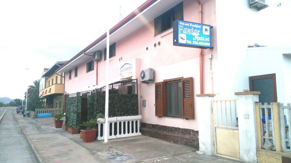B&B Fantar House Carbonia Exterior photo